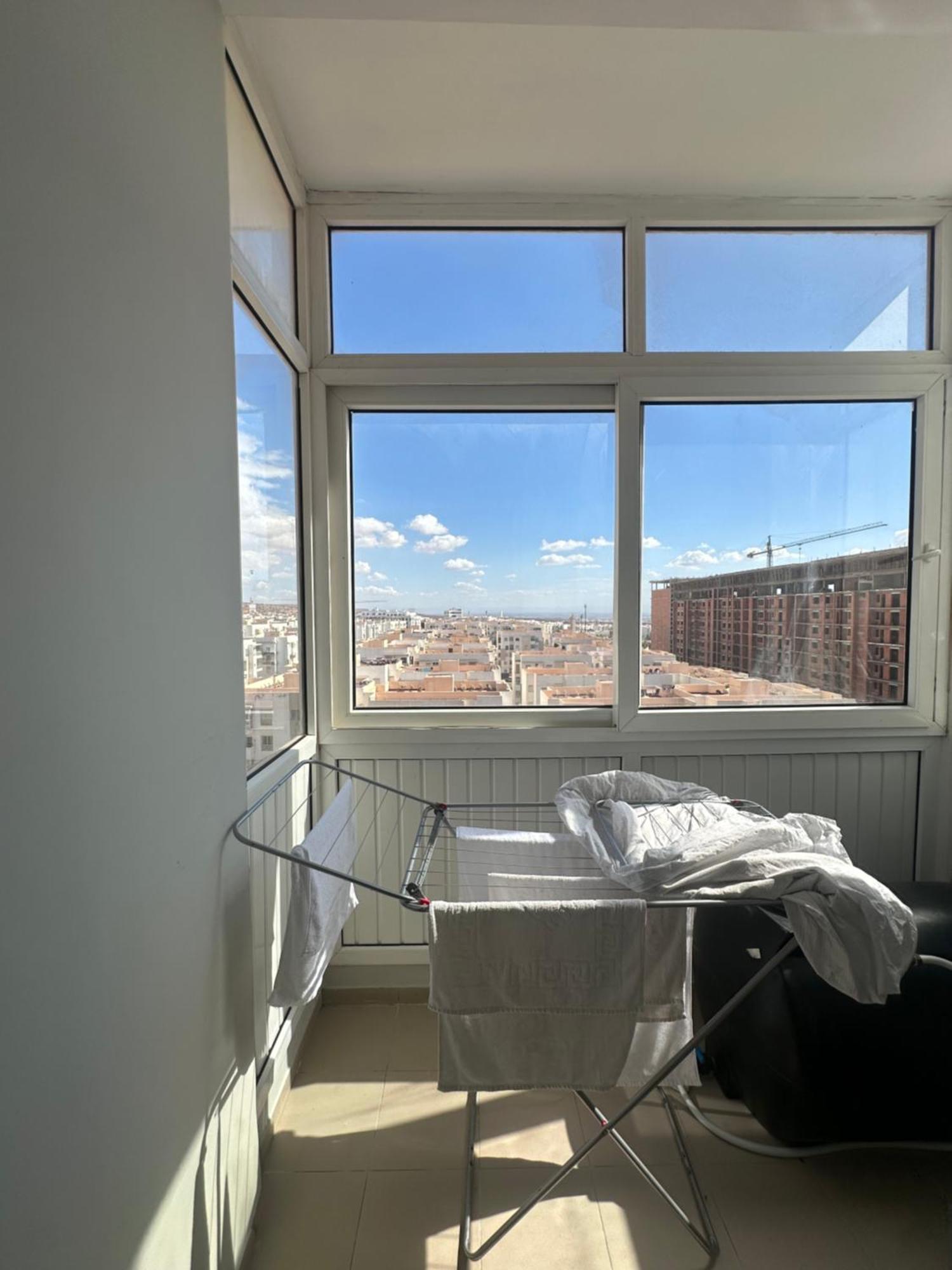 Apartment Standing *